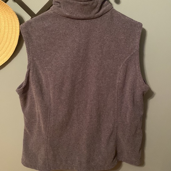 Columbia Men’s Vest - Picture 4 of 7